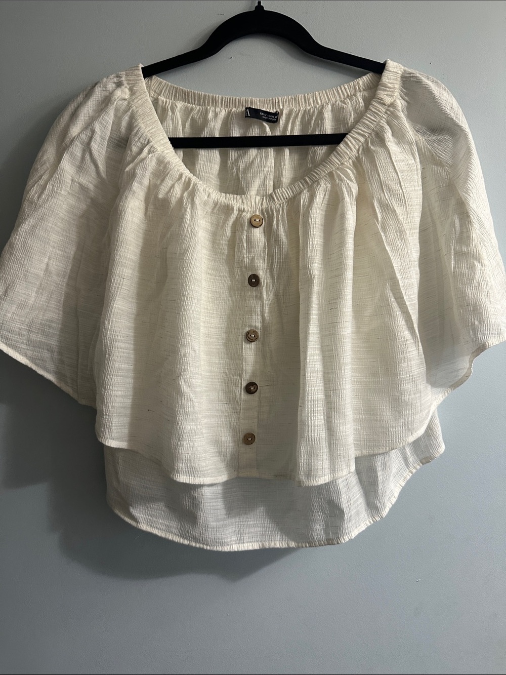Zara Cream Ruffled Button-Front Peasant Blouse
